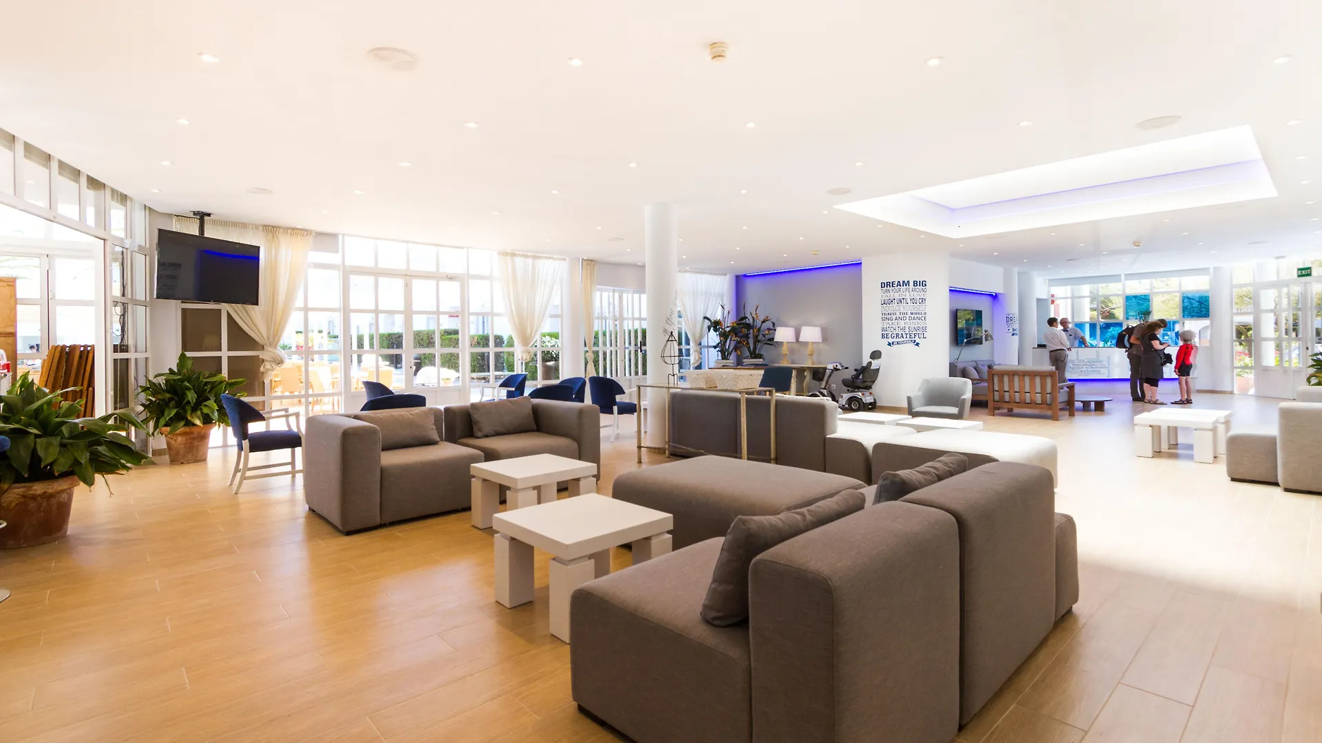 *** Apartahotel Jutlandia Family Resort Santa Ponsa España